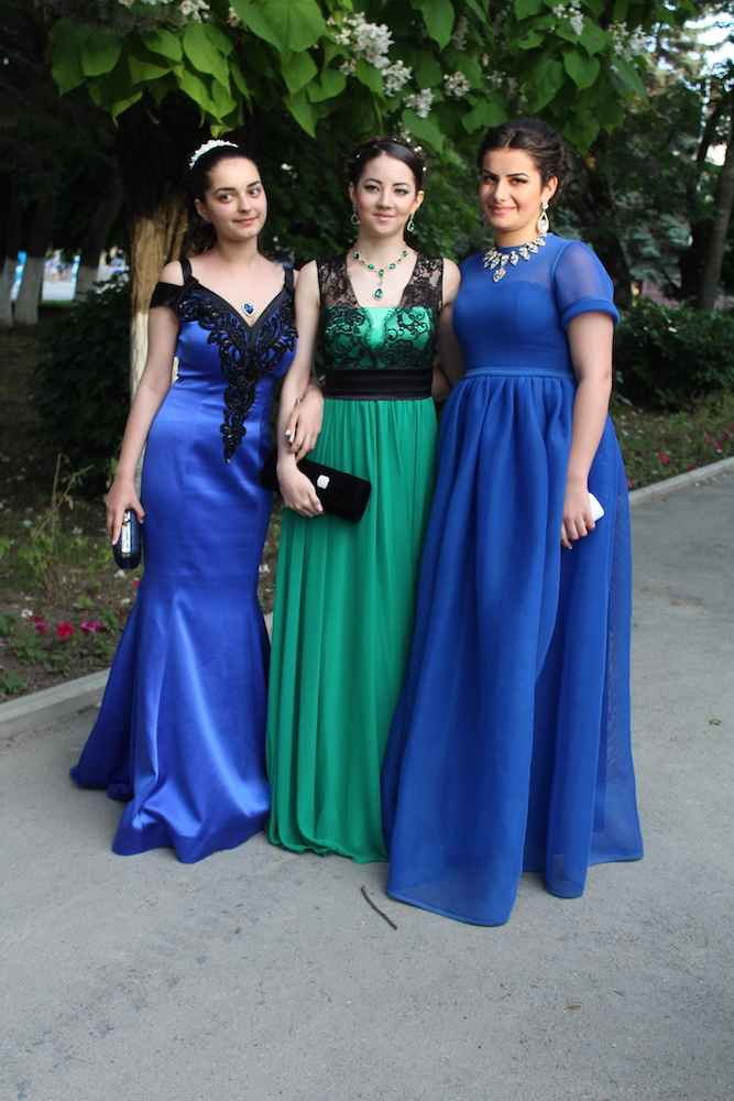 Commencement ball outlet dresses