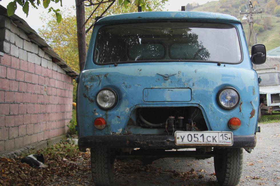 Murat Ramonov’s ‘Uazik’ (UAZ vehicle). Georgians, Ingush and Ossetians in North Ossetia