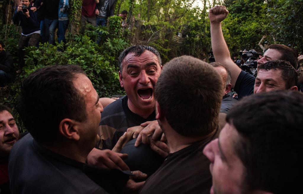 Что такое лело - грузинская игра в мяч? Фото JAMnews/Ангешка Зиэлонка