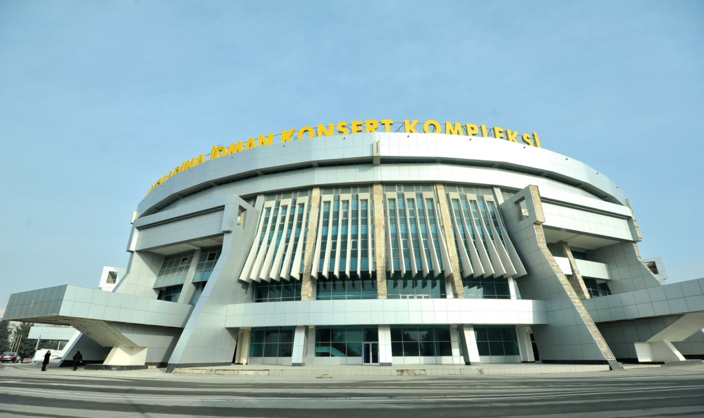 Спортивный комплекс до ремонта, 2014 год. Фото: prezident.az
Фигурное катание в Азербайджане