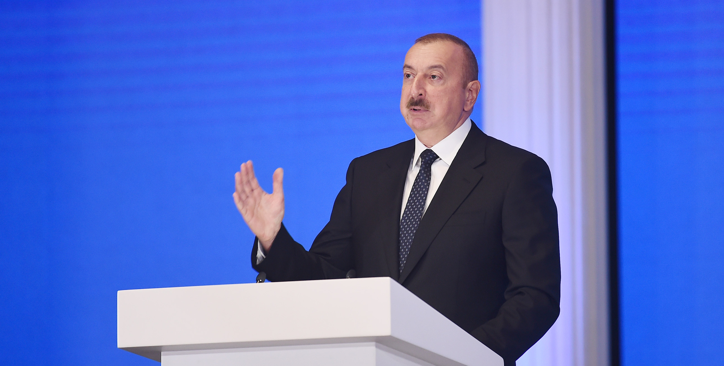 Что происходит в политике в Азербайджане