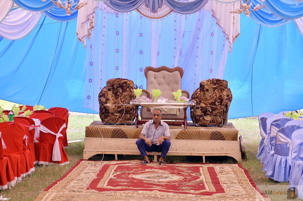 The tent is of the ‘luxury class’. Traditional wedding in Azerbaijan, photo