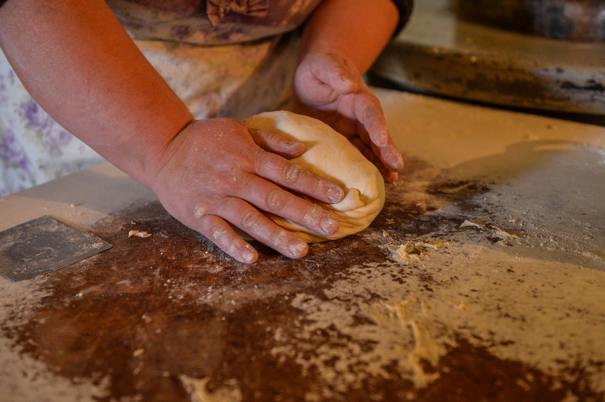 Lezgin ‘sun’ bread in Azerbaijan