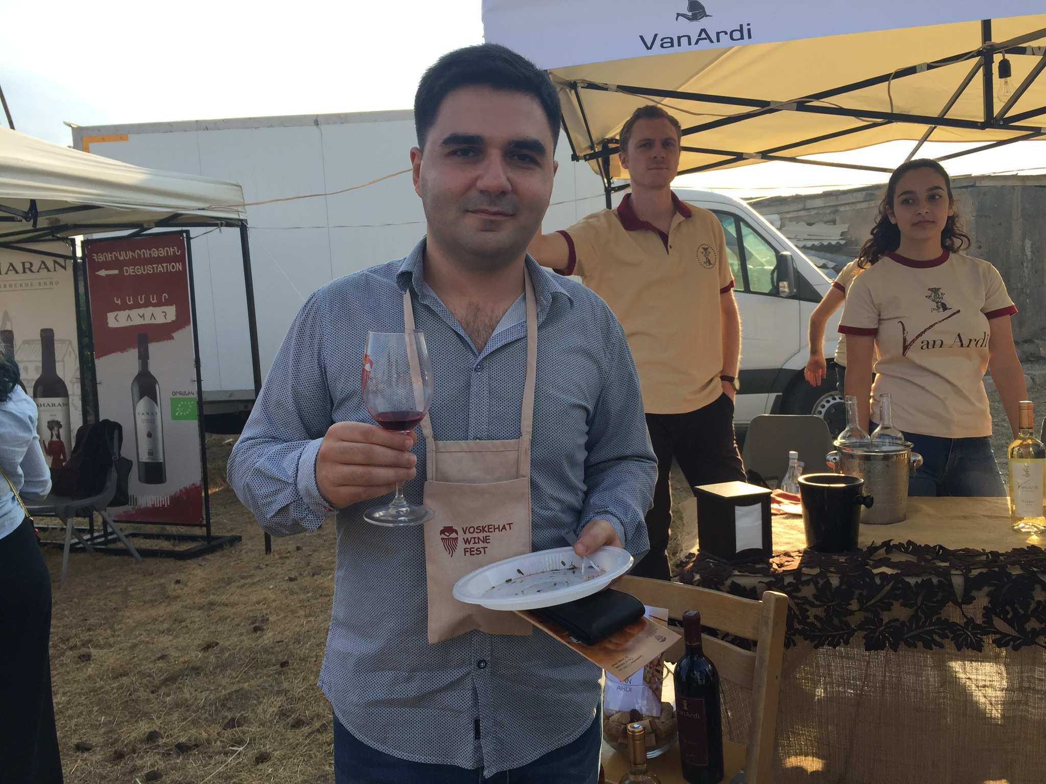 An expert on food quality, David Pipoyan considers the last five years as an “era of revival” for Armenian wines. Armenian wines and producers