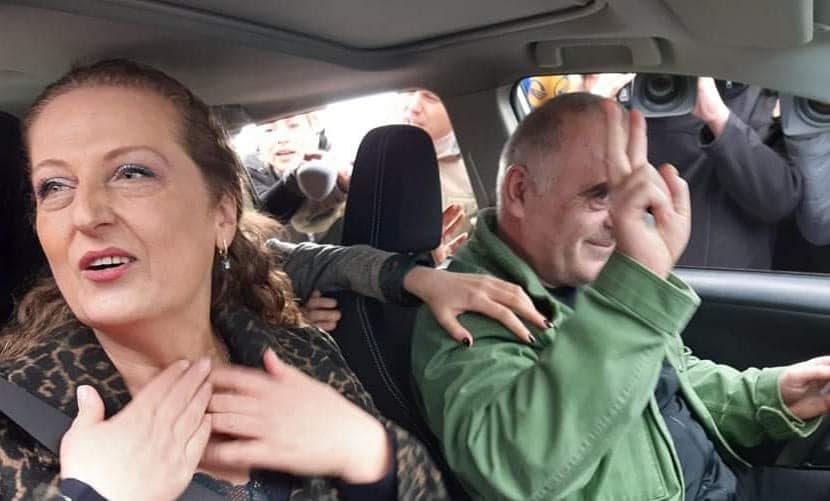 How can Georgians connect with Ossetians?



Doctor Vazha Gaprindashvili returning home after being released from custody in South Ossetia. How can Georgians connect with Ossetians?

