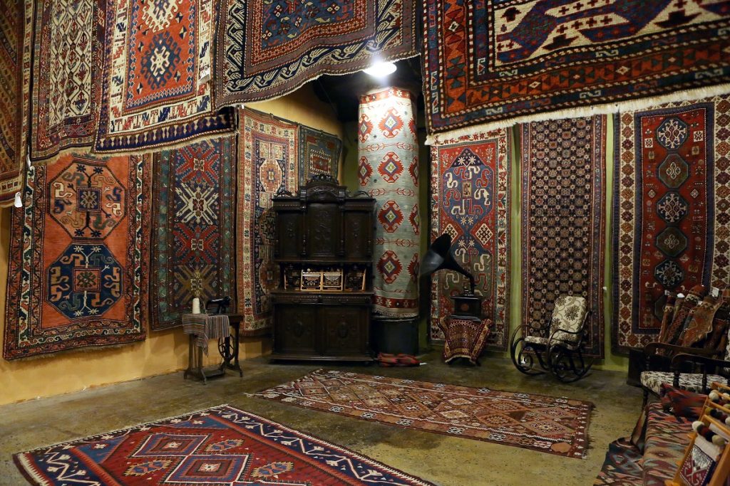 xalça, “Megeryan carpet”, Nyu York, Meqeryan muzeyi, Meqeryan emalatxanası, xalçaçılıq, Մեգերյան կարպետ, գորգ, թանգարան, արտադրամաս, գորգագործություն,