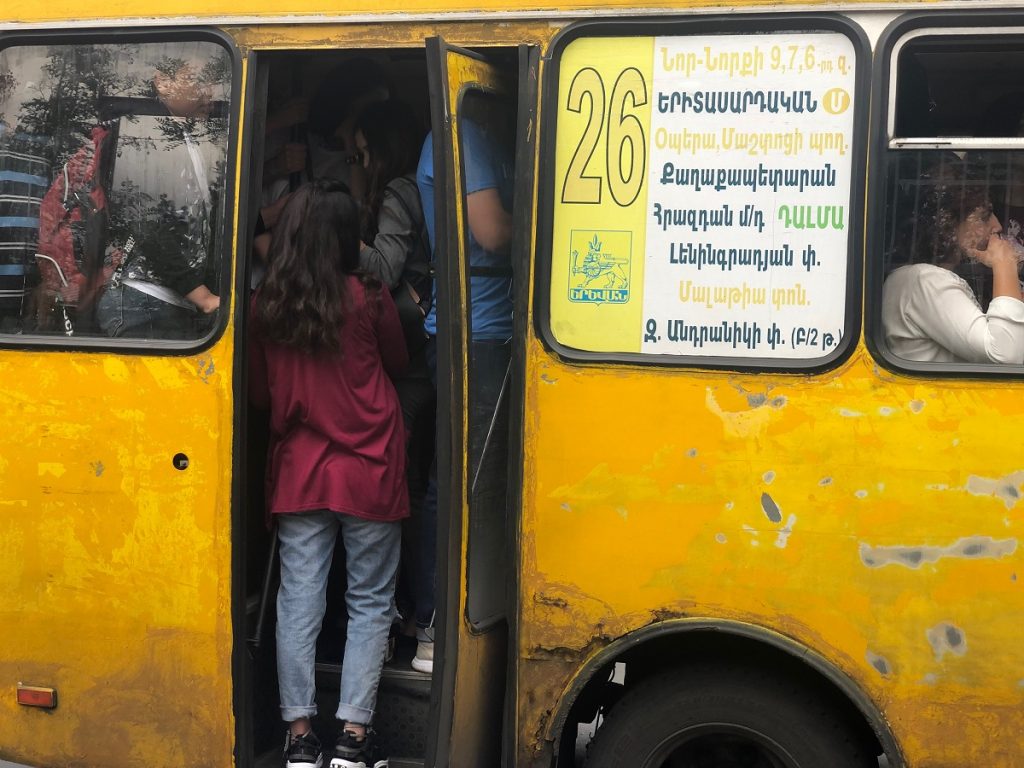 Ереван, транспорт, автобус, метро, трамвай, тролейбус, маршрутки, мэрия, реформа тарнспорта, տրանսպորտ, ավտոբուս, մետրո, մարշրուտկա, երթուղային, տրամվայ, տրանսպոևտի համակարգի բարեփոխում, Երևան