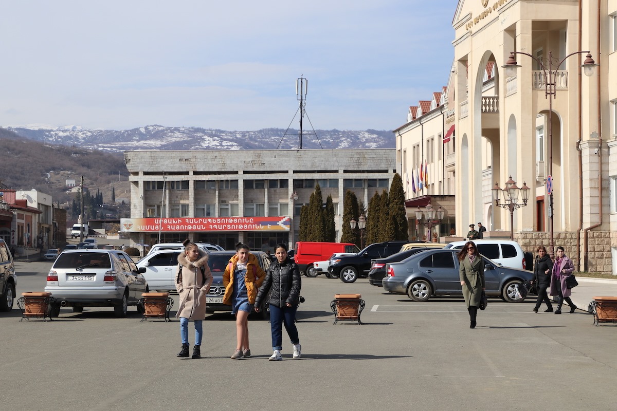 koronavirus, siyasət, Qarabağ, prezident seçkilərinin ikinci turu, Stepanakert