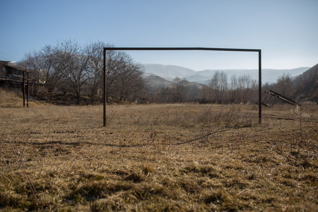 Armenia, education, border zone, border village, Karabakh conflict, border with Azerbaijan, school, schoolchildren, International Committee of the Red Cross, situation monitoring, Khndzorut,