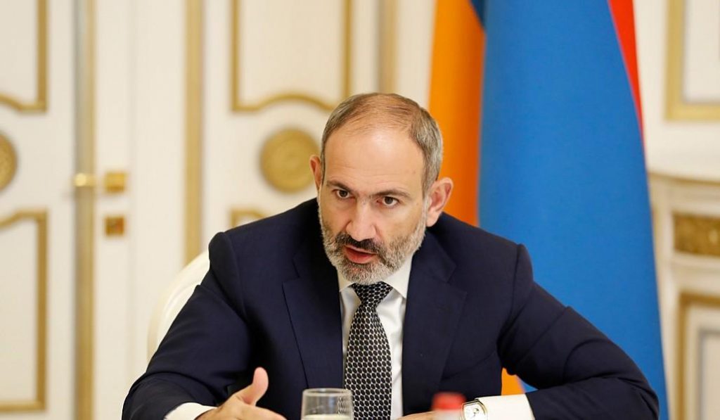 Ermənistanın baş nazirinin sosial şəbəkədə yazı, vətəndaş müharibəsinə çağırış, ombudsmen, mühakimə, hakim blokun deputatları mandatlarını qoyub,