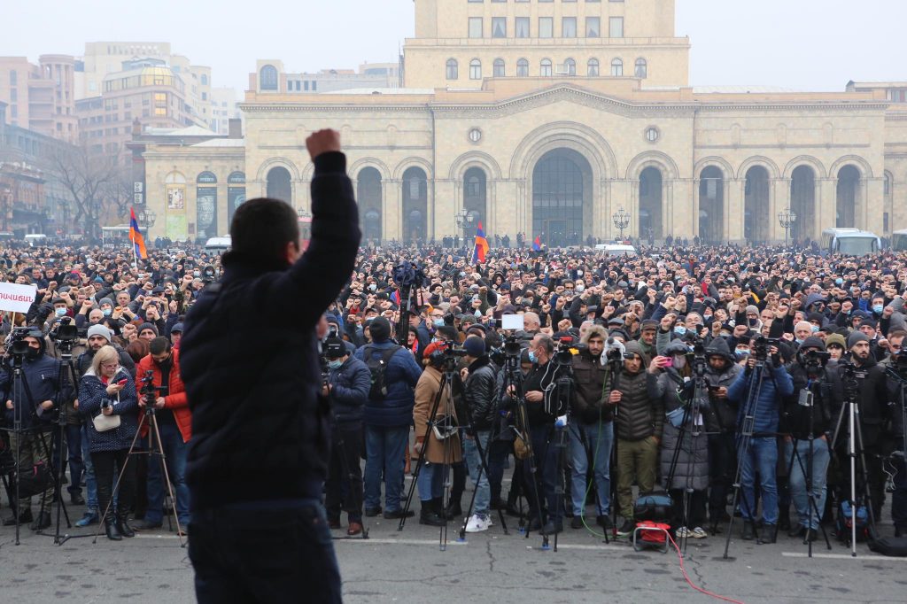 новости Армения, Никол Пашинян, оппозиция Армения, Вазген Манукян, Ереван, акция протеста, забастовка, отставка премьера,