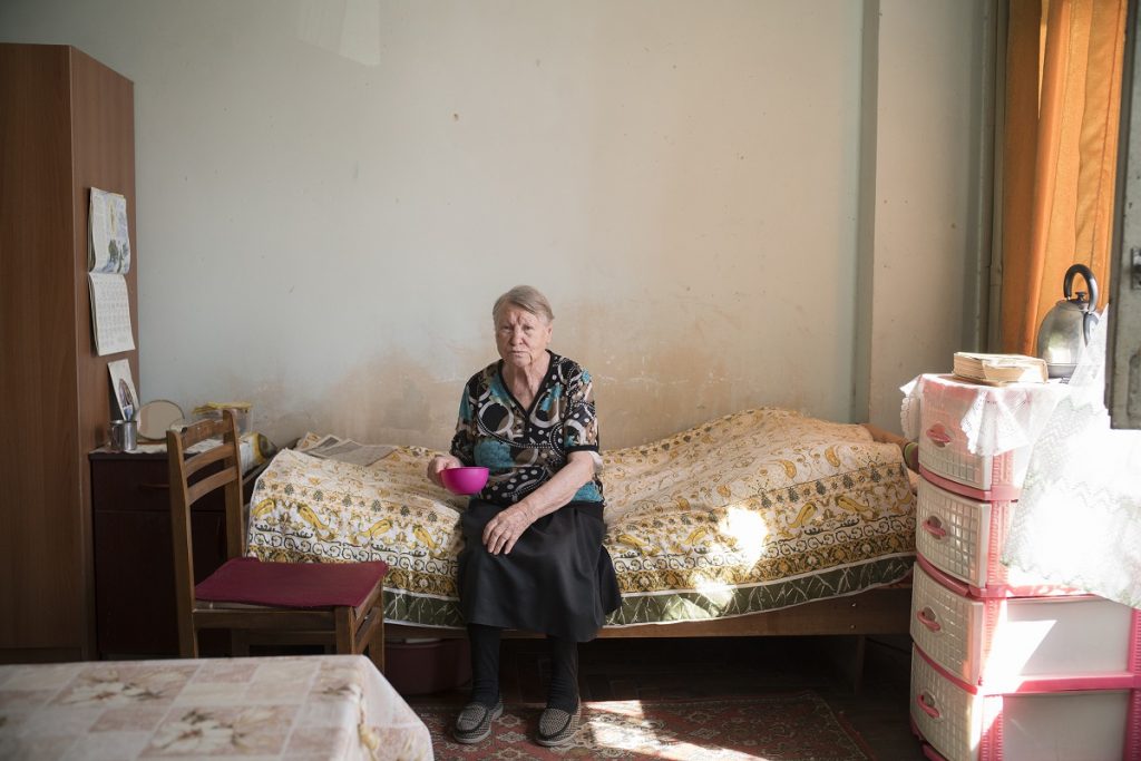 Фотоистория из дома престарелых в Ереване 