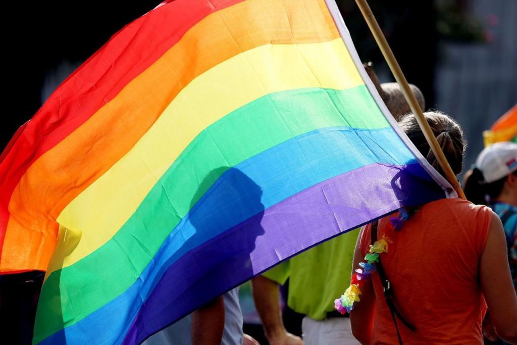 Gürcüstan: lesbiyan cütlüyə hücum edən kişini məhkəmə girov müqabilində azad edib
