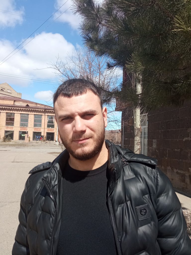 Григор, 24 года, г. Гюмри, 2021г. Фото из личного архива Григора. О жизни переселенца из Карабаха