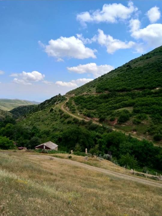 Айкаван, Гадрутский район. Фото из личного архива Григора. О жизни переселенца из Карабаха