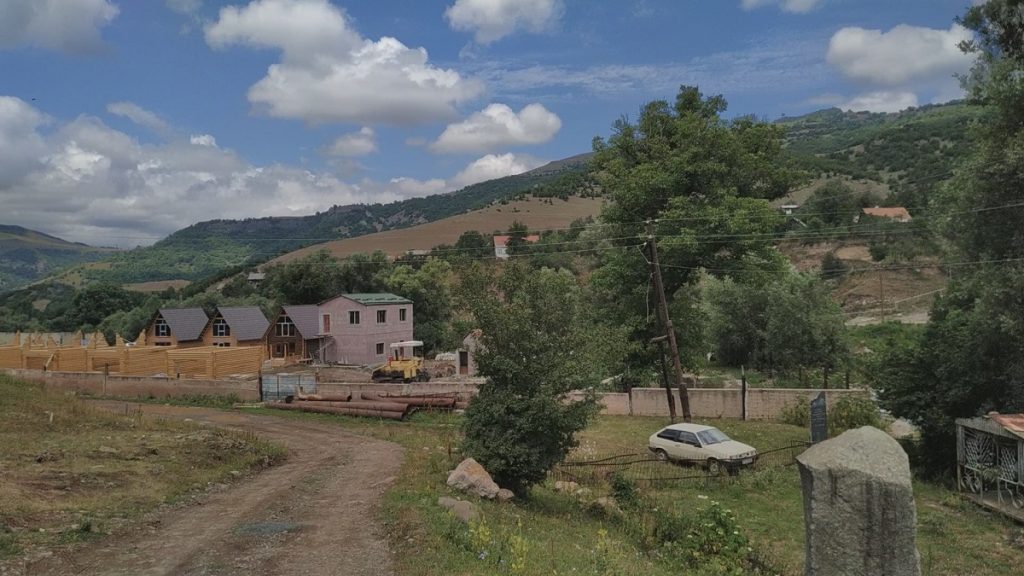 Living with a rural family in a small village in Armenia 🇦🇲 