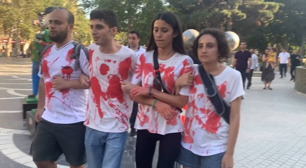 animal rights activists are protesting in Baku 