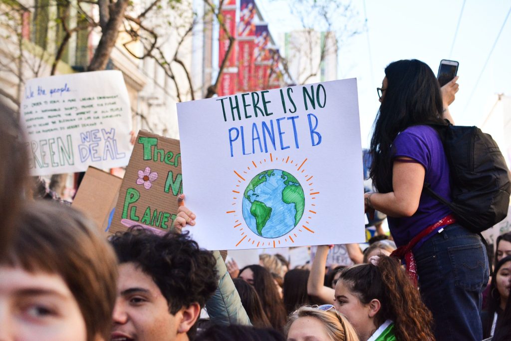 Climate change. How do young people combat climate change-caused problems with the EU and CENN support on a regional level? 