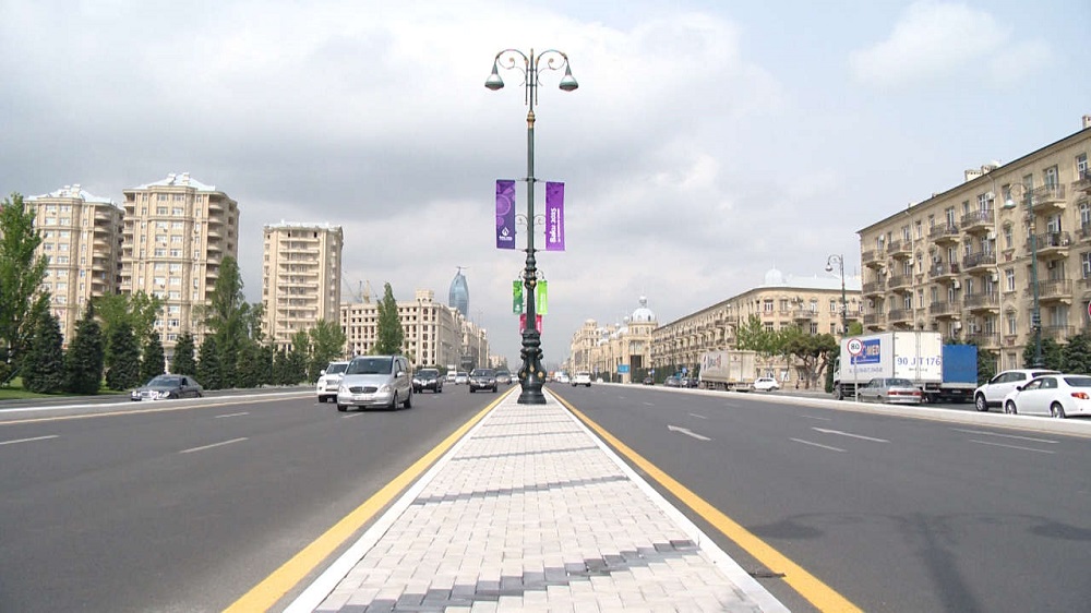 Экологически чистые автомобили в Азербайджане