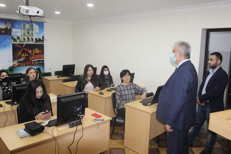 Azerbaijani language course participants