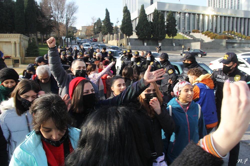 Azerbaijani parliament passed the law "On Media"