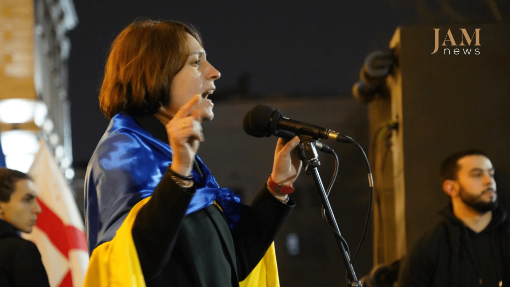 Elene Khoshtaria's speech at the rally. March 1, 2022, Tbilisi. Photo: David Pipia / JAMnews