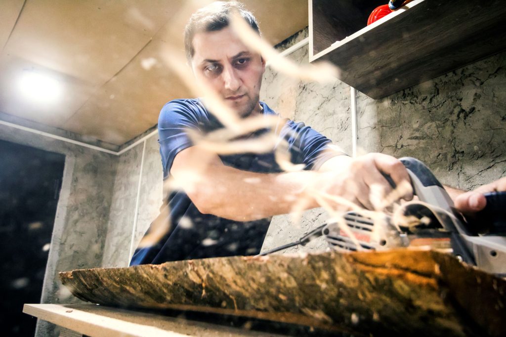 Avtandil (Avto) Chikadze in his workshop. Akhmeta, Georgia, 2022.
Photo: Nina Baidauri/JAMnews