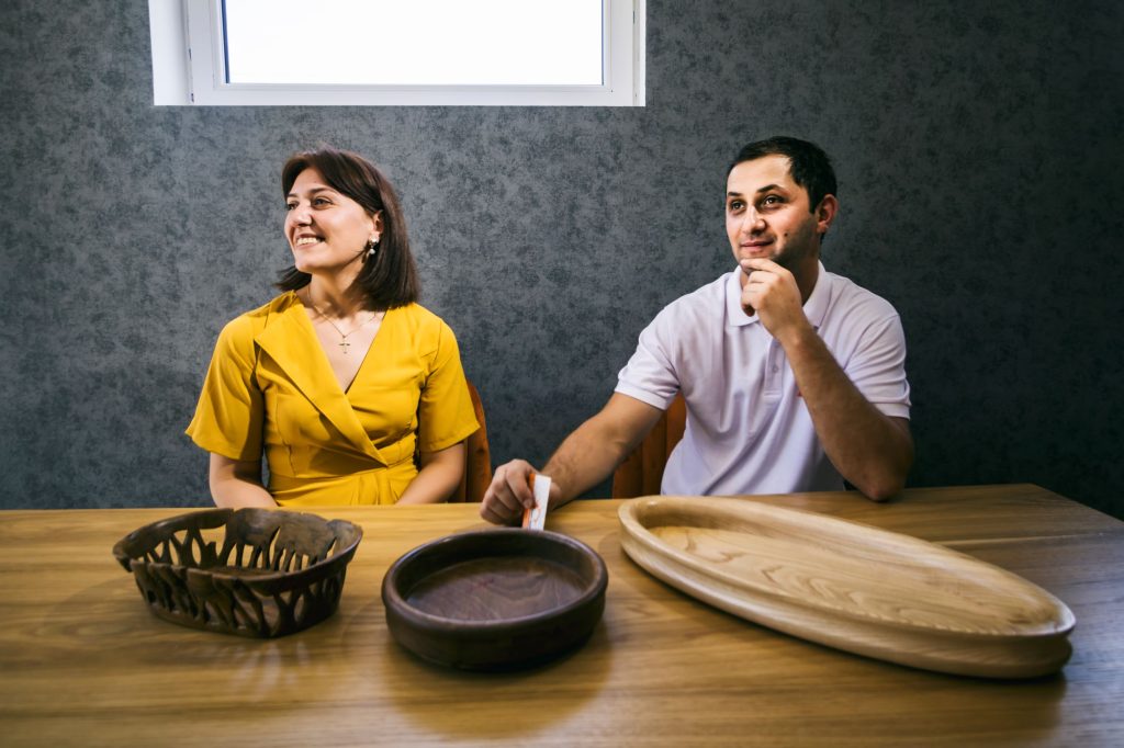 How the EU and CENN helps social entrepreneurs - A photo story about a young entrepreneur giving new life to scrap wood in Akhmeta with the help of CENN.