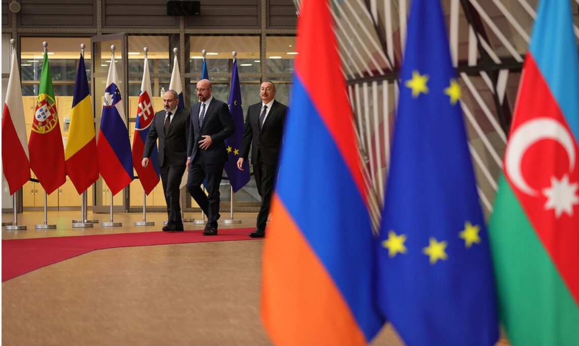 Армяно-азербайджанские переговоры в августе