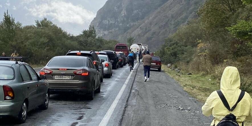 Crossing the Russian-Georgian border