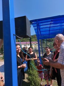 If you found yourself in the central streets, squares or in an area near the market in Georgia’s towns of Chiatura, Tkibuli or Zetaponi, you will be able to enjoy free charging service for your smartphone