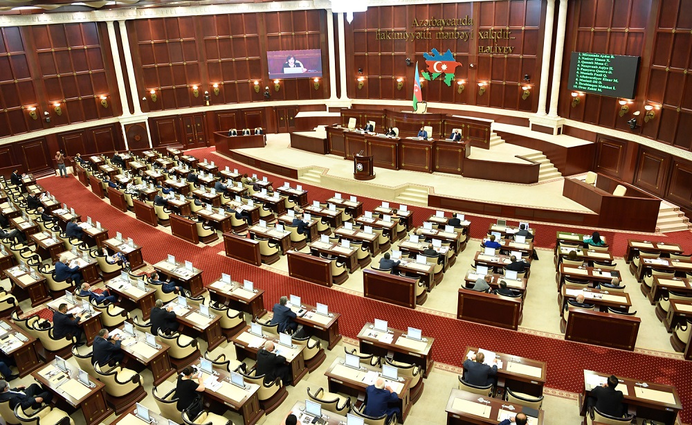 Изменен законопроект «О партиях» в Азербайджане