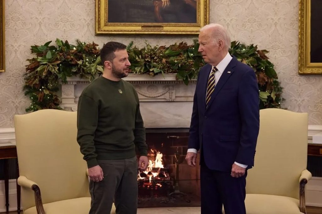 Владимир Зеленский во время встречи с Джо Байденом в Белом доме, 21 декабря 2022 года. Итоги визита Зеленского в Вашингтон. 