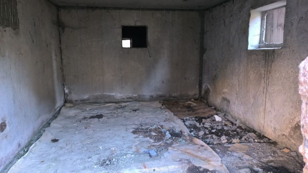 29 многодетных семей в Абхазии 20 января попытались захватить недостроенный с советских времен девятиэтажный дом в спальном районе Сухума, чтобы самостоятельно провести там ремонт и заселиться в него. 