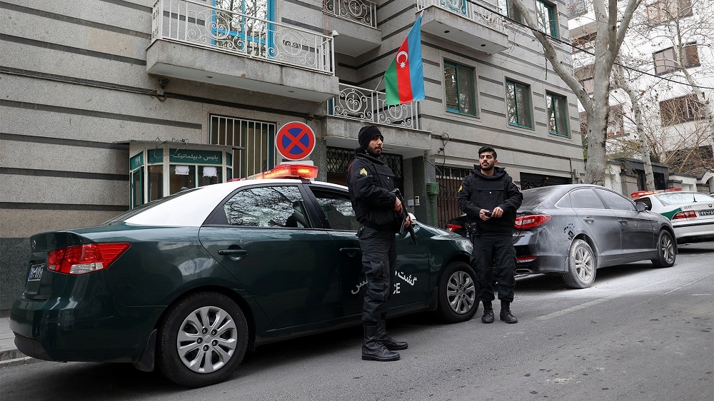 Дипломатическая дуэль между Азербайджаном и Ираном