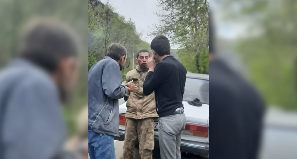 Азербайджанский солдат убил охранника