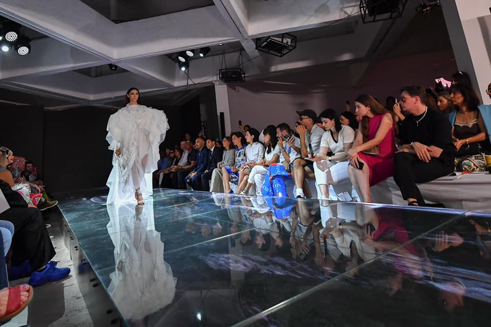 Նորաձևության շաբաթ Երևանում։ Լուսանկար ցուցադրություններից՝ Աննա Հակոբյանի ֆեյսբուքյան էջից