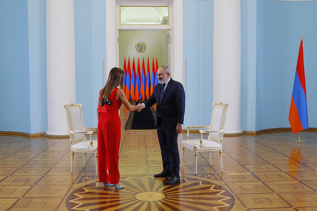 Интервью премьера Армении Пашиняна Euronews