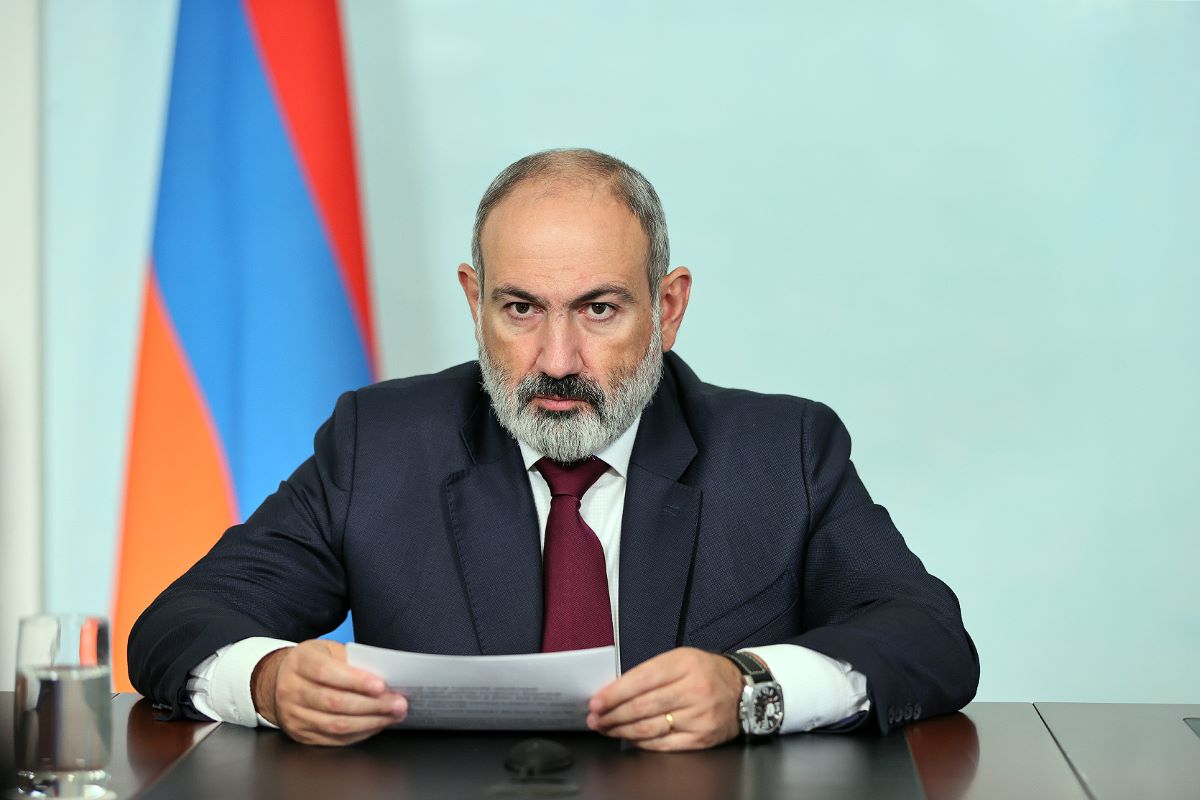 Обращение Пашиняна к народу Армении