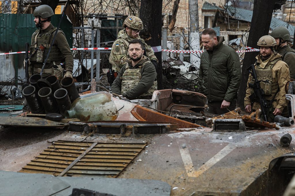 Zelenskyy walks past a destroyed Russian military vehicle during a visit to Bucha, the 40th day of Russia's war against Ukraine, April 4, 2022. Photo: REUTERS/Marko Djurica