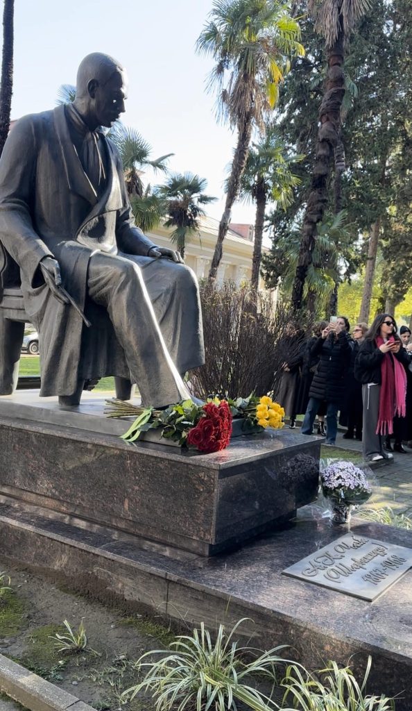 Monument to Alexander Shervashidze-Chachba. Abkhazia mourns the loss of burnt gallery