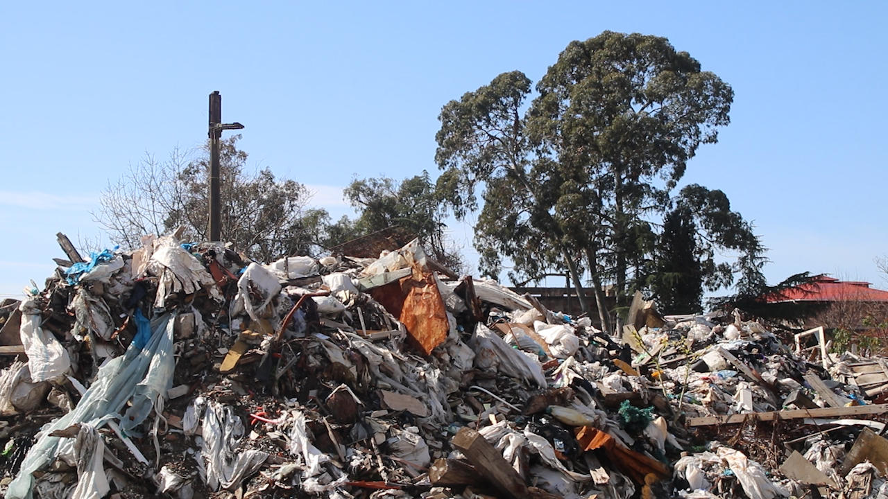 мусорный полигон в Сухуме