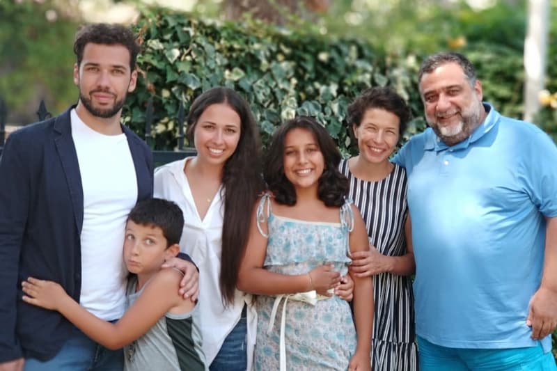 Ruben Vardanyan and his family. Armenian billionaire has started a hunger strike in an Azerbaijani prison