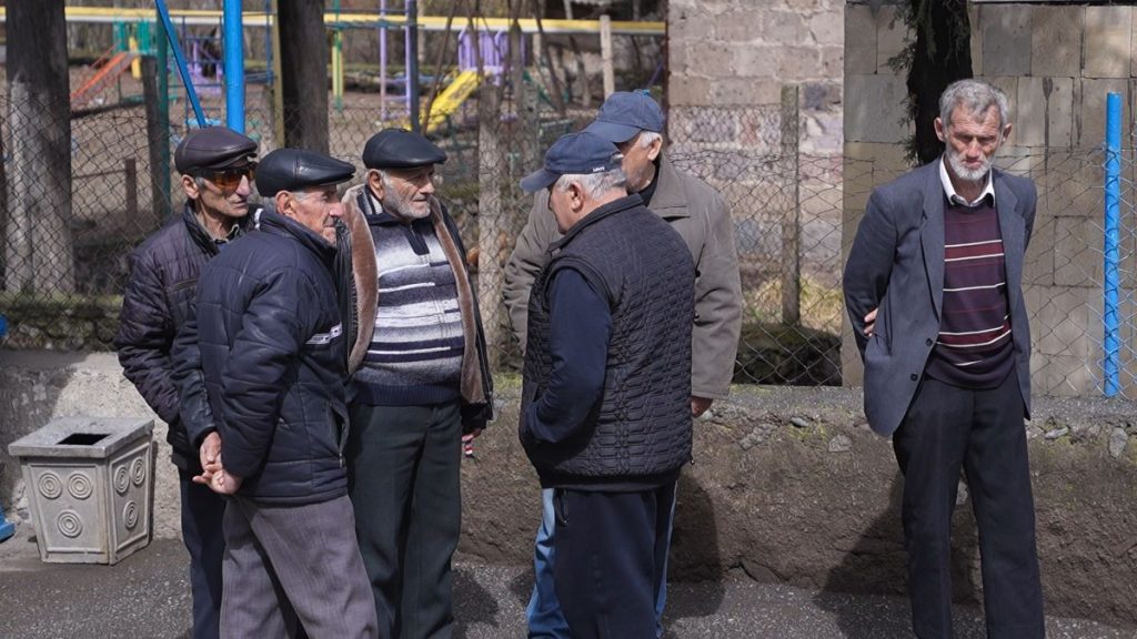 Жители Воскепара не согласны с решением властей Армении. Фото JAMnews