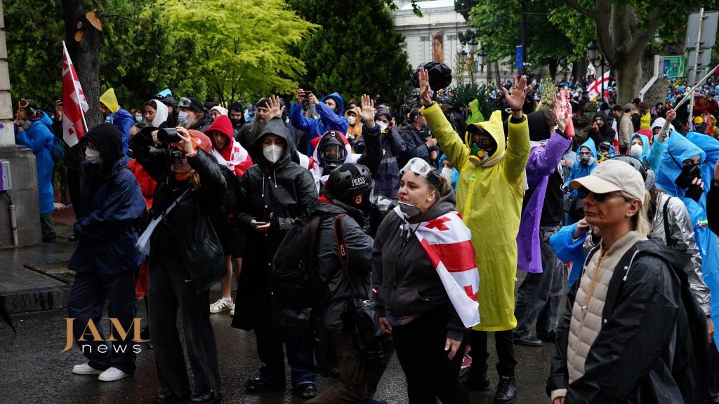 Разгон митинга и аресты. Фото: Давид Пипиа/JAMnews
