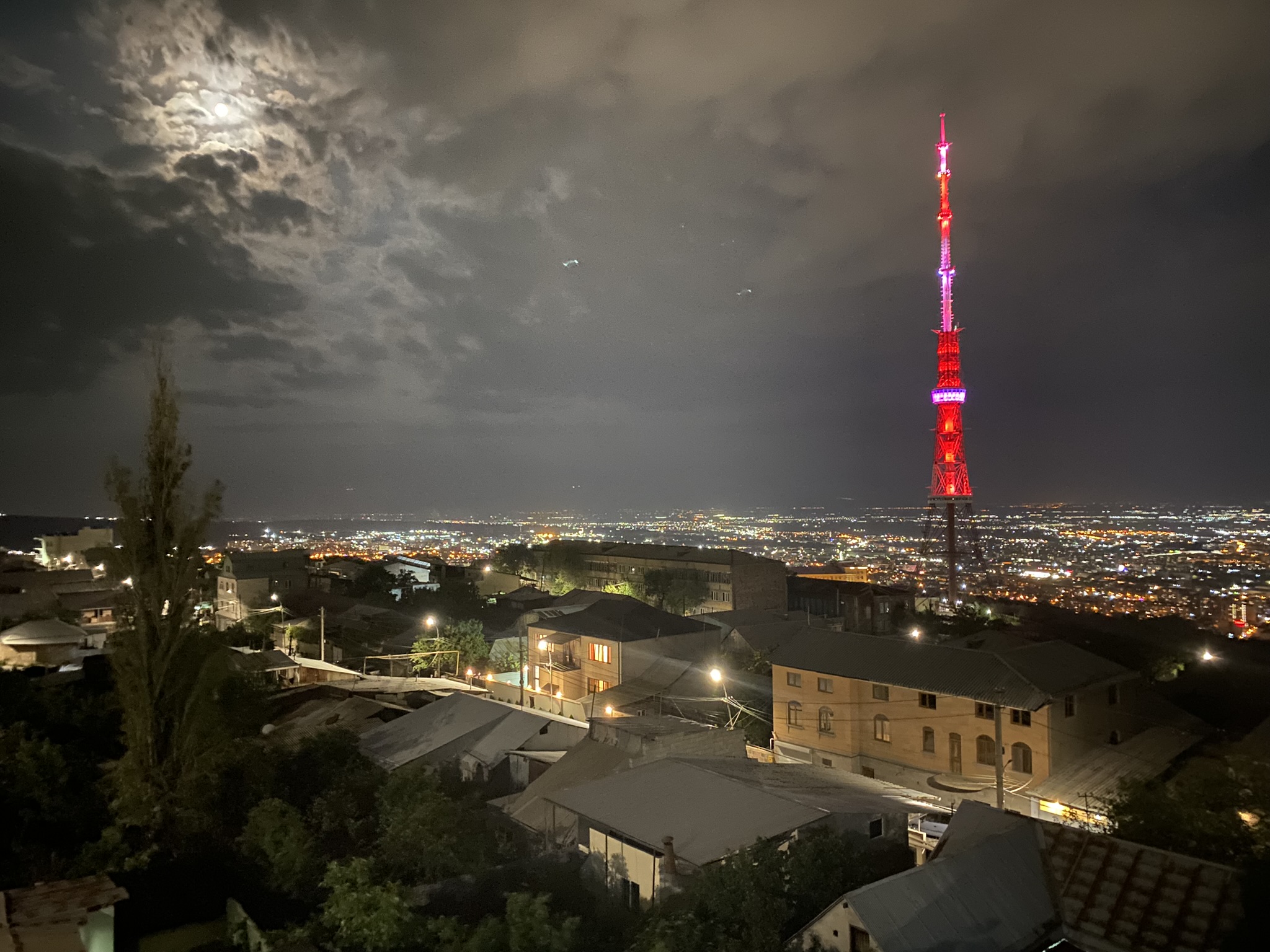 Приостановлено вещание «Первого канала» в Армении