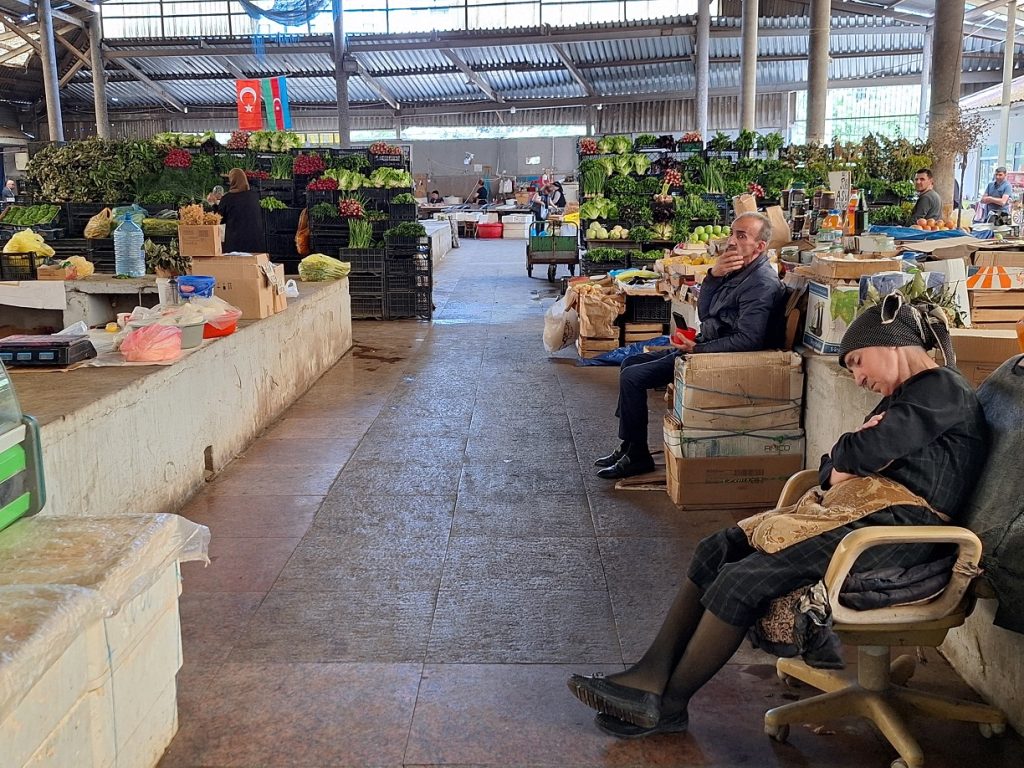 Old market in Baku threatened with demolition: What are workers saying?