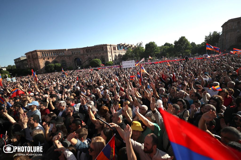 Митинг против демаркации границы в Ереване. После «бархатной революции» 2018 года в Ереване не было такого многолюдного митинга