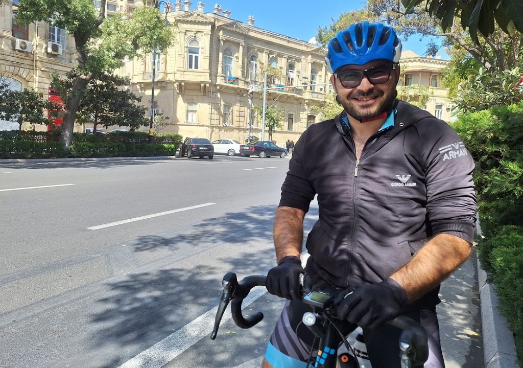 Bakıda velosiped zolaqları və dayanacaqları