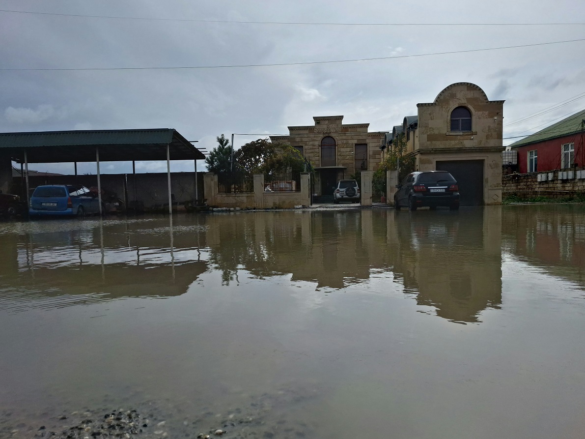 Consequences of heavy rain in Baku